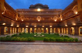 Rajasthan Forts & Palaces Tour