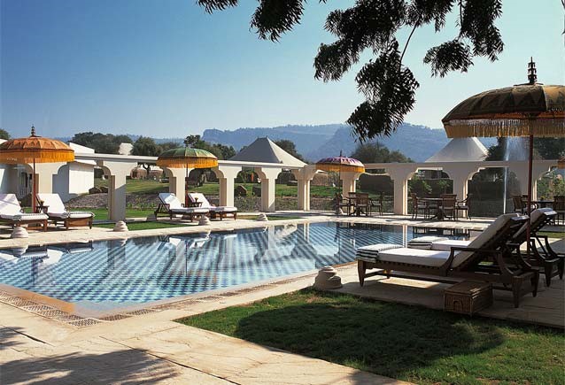 Vanyavilas hotel Ranthambore: Luxurious accommodations surrounded by nature's beauty.