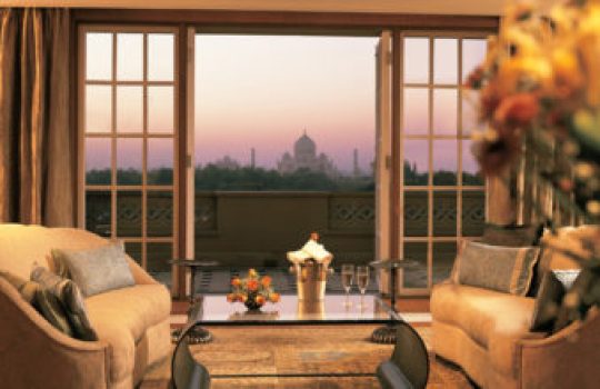 Amar-Vilas-Agra-Taj-view-340x220